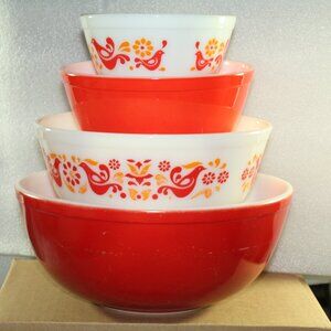 Set of 4 Vintage Pyrex Friendship Nesting Mixing Bowls 401 / 402 / 403 /404